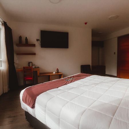 Hotel Hacienda Del Valle 乌鲁班巴 外观 照片